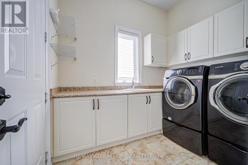 9 Berkshire Crescent, Markham, ON - Indoor Photo Showing Laundry Room