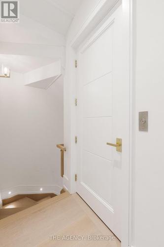 1202 Avenue Road, Toronto, ON - Indoor Photo Showing Other Room