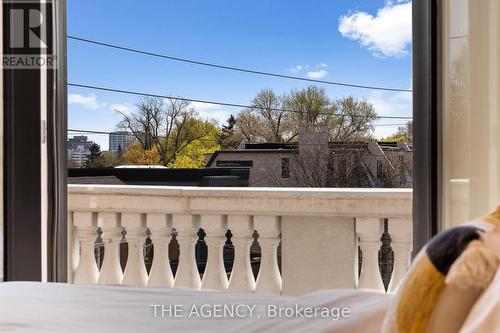 1202 Avenue Road, Toronto, ON - Outdoor