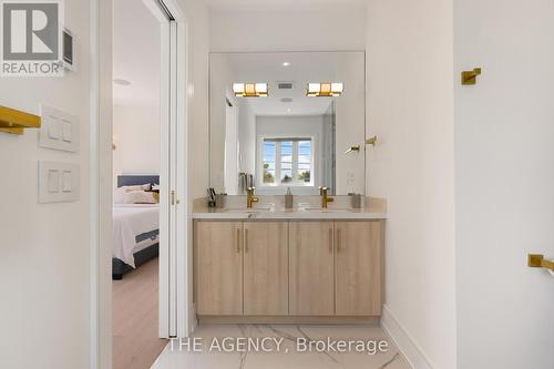 1202 Avenue Road, Toronto, ON - Indoor