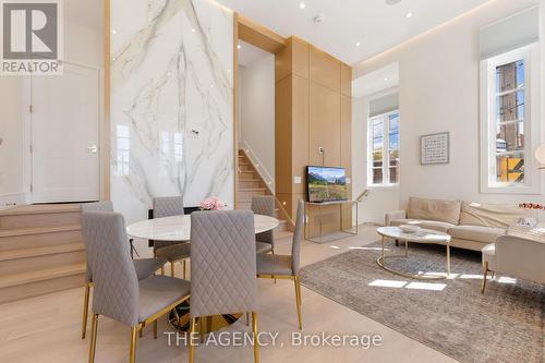 1202 Avenue Road, Toronto, ON - Indoor