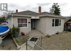 724 SCHOOL Avenue Oliver, BC V0H 1T0