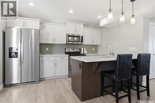 4521 E Keller Avenue, Regina, SK - Indoor Photo Showing Kitchen With Stainless Steel Kitchen With Upgraded Kitchen