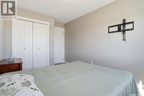 4521 E Keller Avenue, Regina, SK - Indoor Photo Showing Bedroom