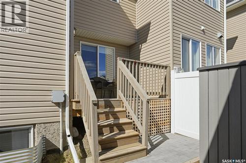 4521 E Keller Avenue, Regina, SK - Outdoor