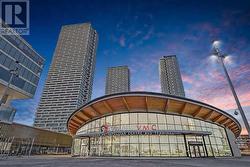 3705 - 950 PORTAGE PARKWAY Vaughan, ON L4K 0J7