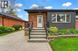 217 UPPER PARADISE Road  Hamilton, ON L9C 5C1