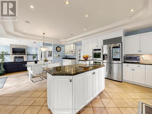 48 Buggey Lane, Ajax, ON - Indoor Photo Showing Kitchen With Upgraded Kitchen