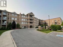 307 - 481 RUPERT AVENUE  Whitchurch-Stouffville, ON L4A 1T7