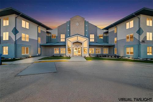 235 132 Marrington Road  Winnipeg, MB R3T 5Y5