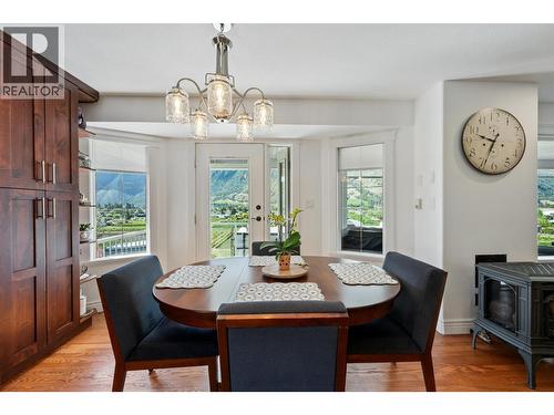 101 2Nd Avenue, Keremeos, BC - Indoor Photo Showing Dining Room