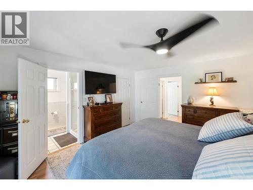 101 2Nd Avenue, Keremeos, BC - Indoor Photo Showing Bedroom
