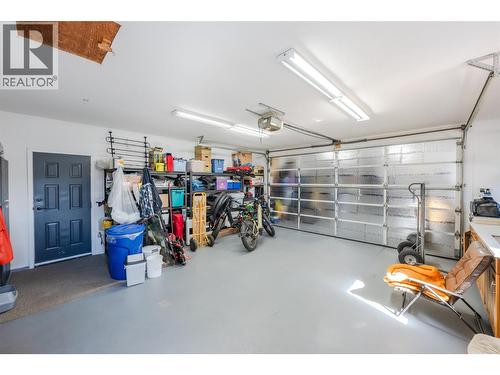 101 2Nd Avenue, Keremeos, BC - Indoor Photo Showing Garage
