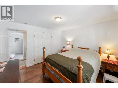 101 2Nd Avenue, Keremeos, BC - Indoor Photo Showing Bedroom