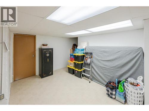 101 2Nd Avenue, Keremeos, BC - Indoor