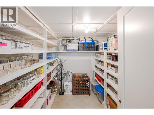 101 2Nd Avenue, Keremeos, BC - Indoor With Storage