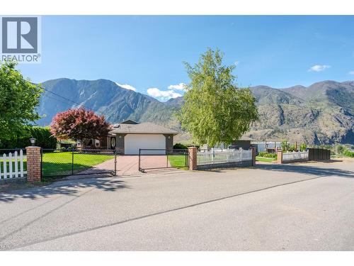101 2Nd Avenue, Keremeos, BC - Outdoor