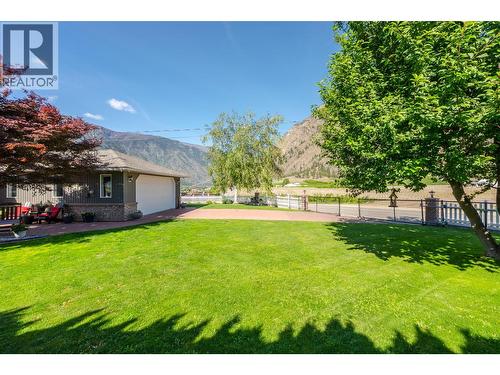 101 2Nd Avenue, Keremeos, BC - Outdoor
