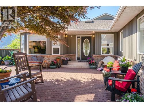 101 2Nd Avenue, Keremeos, BC - Outdoor With Deck Patio Veranda