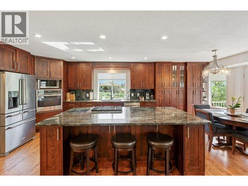 101 2Nd Avenue, Keremeos, BC - Indoor