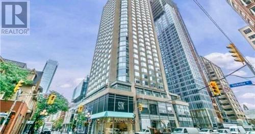 1006 - 155 YORKVILLE AVENUE  Toronto, ON M5R 0B4