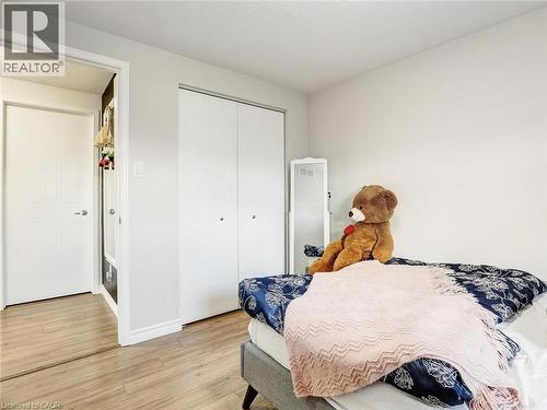 209 Briarmeadow Drive, Kitchener, ON - Indoor Photo Showing Bedroom