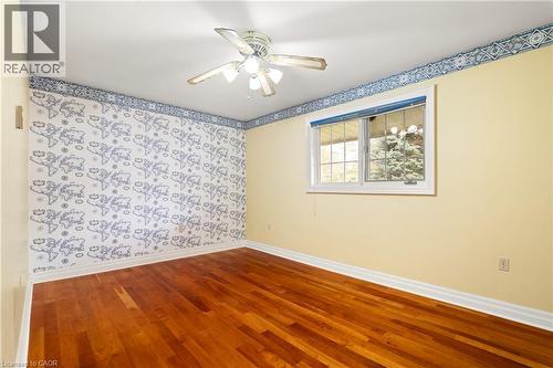 Bedroom 5 - 4646 Sideroad 20 N, Puslinch, ON - Indoor Photo Showing Other Room