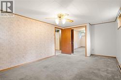 Bedroom 7 - 