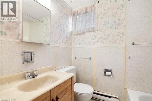 Basement Bathroom - 4646 Sideroad 20 N, Puslinch, ON - Indoor Photo Showing Bathroom