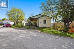 39-63 WHITES ROAD Quinte West (Sidney Ward), ON K8V 5P5