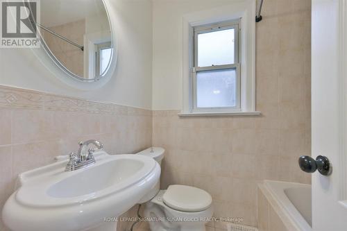 Main floor bathroom - 388 O'Connor Drive, Toronto, ON - Indoor Photo Showing Bathroom
