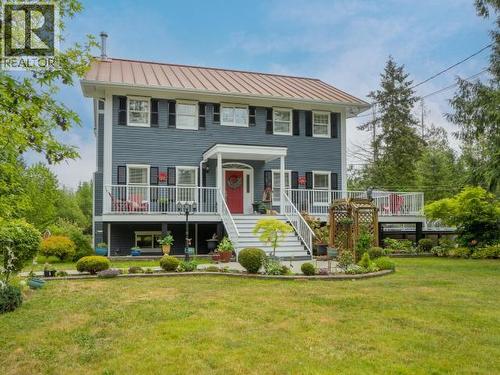 10067 Highway 101, Powell River, BC - Outdoor With Deck Patio Veranda With Facade
