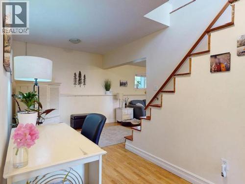 10067 Highway 101, Powell River, BC - Indoor