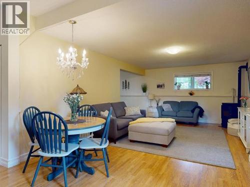 10067 Highway 101, Powell River, BC - Indoor