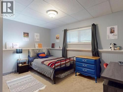 10067 Highway 101, Powell River, BC - Indoor Photo Showing Bedroom