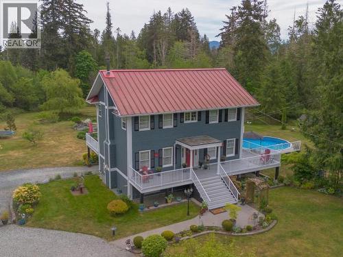 10067 Highway 101, Powell River, BC - Outdoor With Deck Patio Veranda