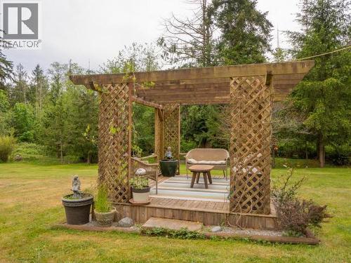 10067 Highway 101, Powell River, BC - Outdoor With Deck Patio Veranda