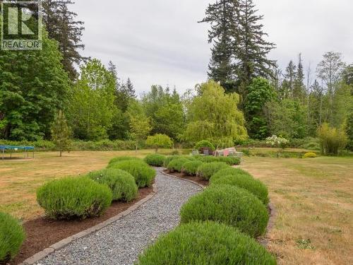 10067 Highway 101, Powell River, BC - Outdoor