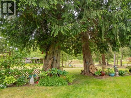 10067 Highway 101, Powell River, BC - Outdoor