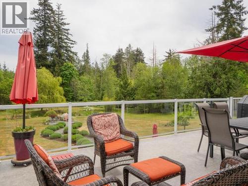 10067 Highway 101, Powell River, BC - Outdoor With Balcony With Deck Patio Veranda