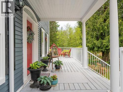 10067 Highway 101, Powell River, BC - Outdoor With Deck Patio Veranda With Exterior