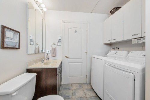 Salle de bains - 425 Rue Perras, Laval (Auteuil), QC - Indoor
