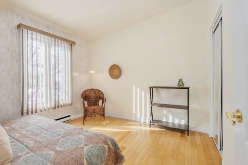 Chambre à coucher - 425 Rue Perras, Laval (Auteuil), QC - Indoor Photo Showing Bedroom