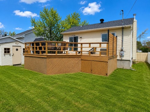 Cour - 425 Rue Perras, Laval (Auteuil), QC - Outdoor With Deck Patio Veranda