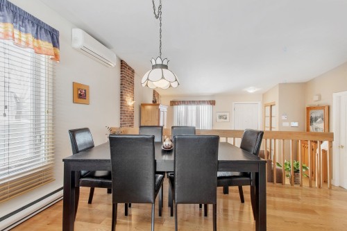 Salle à manger - 425 Rue Perras, Laval (Auteuil), QC - Indoor Photo Showing Dining Room