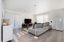 Salon - 