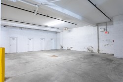 Garage - 