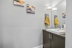 Powder room - 