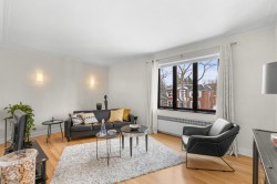 4991 Rue Fulton  Montréal (Côte-Des-Neiges/Notre-Dame-De-Grâce), QC H3W 1V5