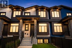 102 1149 DANSEY AVENUE  Coquitlam, BC V3K 3H5